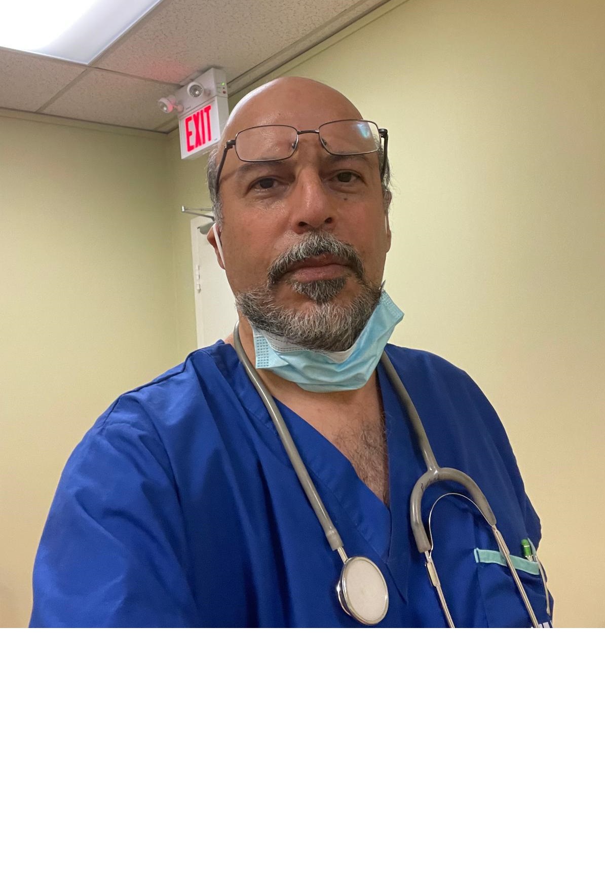 Dr. Farhad Esmaelbeigi